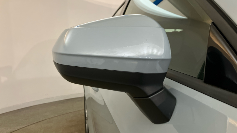 Audi Q2 35 TFSI S Line 5dr S Tronic Petrol Estate